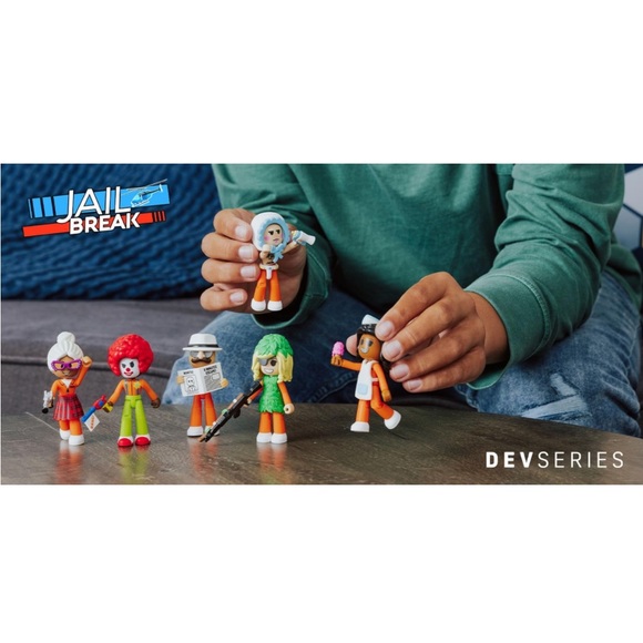 DevSeries Jailbreak Hiding in Plain Sight Multipack Six 2.75” Action Figures Set - Picture 5 of 6